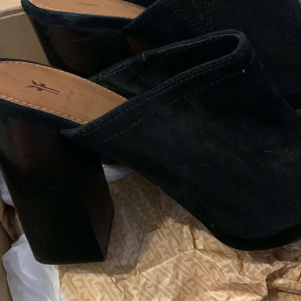 Frye Karissa mule black suede stacked heel size 8.5 - Picture 2 of 6